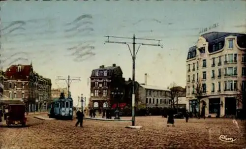 Ak Valenciennes Nord, La Place de la Gare, Straßenbahn