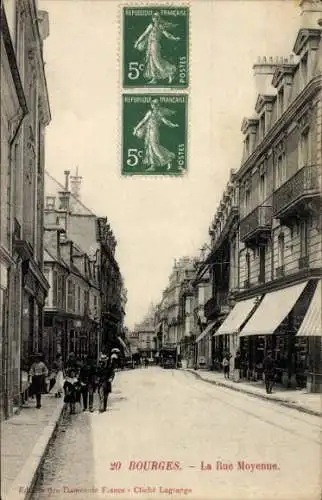 Ak Bourges-Cher, Rue Moyenne