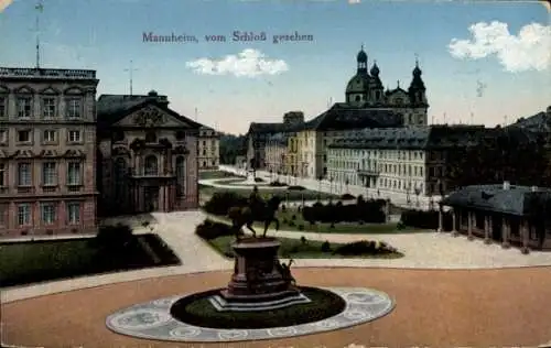 Ak Mannheim, Reiterstandbild, Schloss