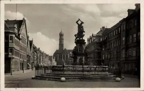 Ak Augsburg in Schwaben, Maximilianstraße mit Herkulesbrunnen, Ulrichsmünster