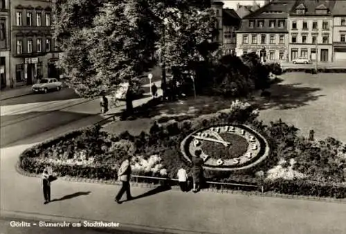 Ak Görlitz in der Lausitz, Blumenuhr am Stadttheater