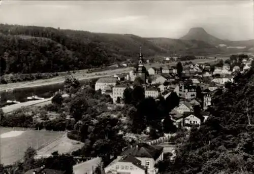 Ak Bad Schandau Sächsische Schweiz, Blick vom Aufzug nach dem Ort und Lilienstein