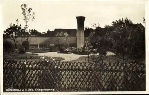 Ak Nünchritz in Sachsen, Kriegerdenkmal