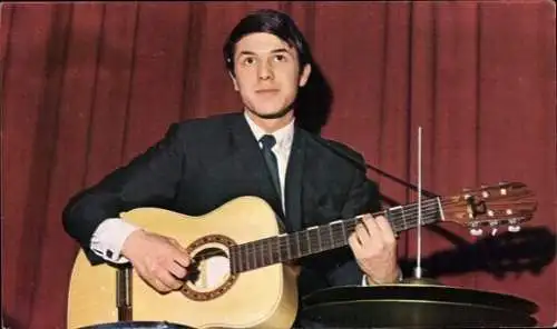 Ak Schauspieler Adamo, Portrait, Gitarre