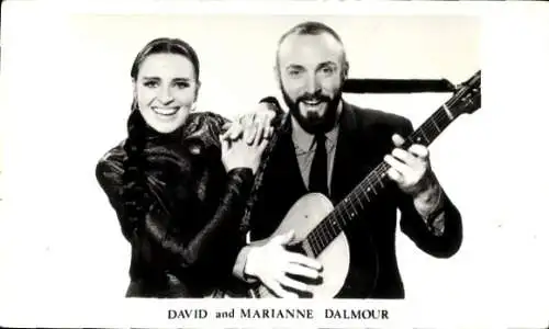 Ak Sänger David und Marianne Dalmour, Portrait, Gitarre, Autogramm