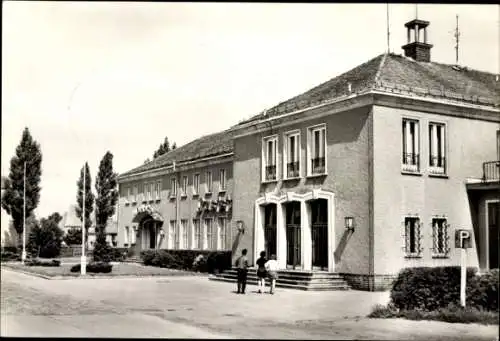 Ak Eggesin in Mecklenburg Vorpommern, HO-Hotel und Gaststätte "Mecklenburg"