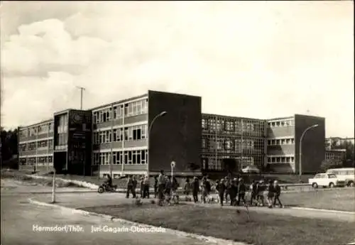 Ak Hermsdorf in Thüringen, Juri Gagarin Oberschule