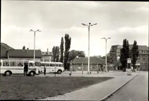 Ak Eisenberg in Thüringen, Autobus Bahnhof