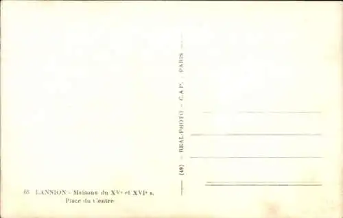 Ak Lannion Côtes d’Armor, Maisons du XVe et XVIe siecle, Place du Centre