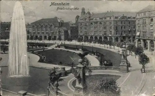 Ak Mannheim in Baden, Friedrichsplatz, Fontäne, Kriegerdenkmal