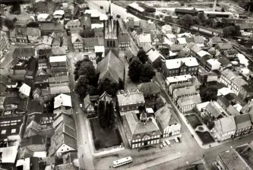 Ak Grabow in Mecklenburg, Fliegeraufnahme, Kirche