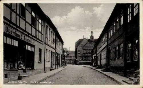 Ak Kelbra am Kyffhäuser, Straßenpartie, Rathaus, Geschäft Bernhard Schnelle