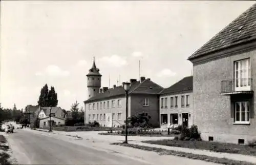 Ak Hohenmölsen im Burgenlandkreis, Ernst Thälmann Straße