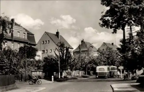 Ak Theißen Zeitz im Burgenlandkreis, Zeitzer Straße, Bus