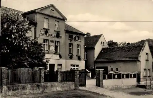 Ak Osterfeld im Burgenlandkreis, Haus der Jugend