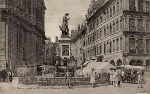 Ak Besançon Doubs, Place et Statue Jouffroy