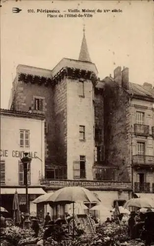 Ak Périgueux Nouvelle-Aquitaine Dordogne, Vieille Maison, Place de l'Hotel de Ville