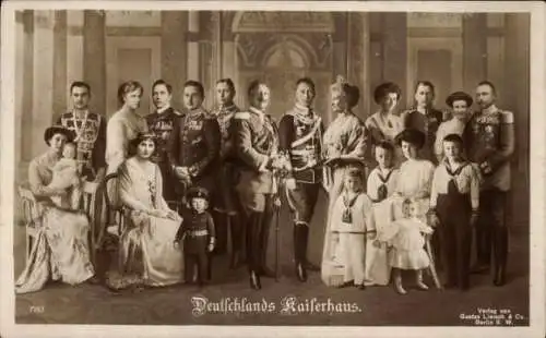Ak Deutsches Kaiserhaus unter Kaiser Wilhelm II., Auguste Viktoria, Gruppenportrait, Liersch 7163