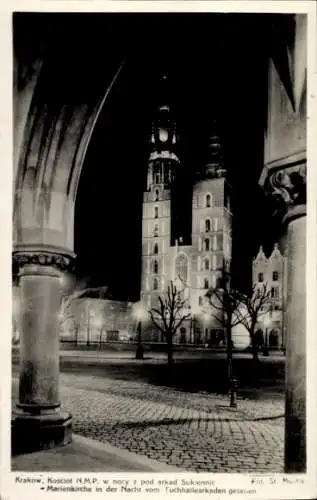 Ak Kraków Krakau Polen, Marienkirche bei Nacht