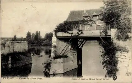 Ak Vernon Eure, ruines du Vieux Pont