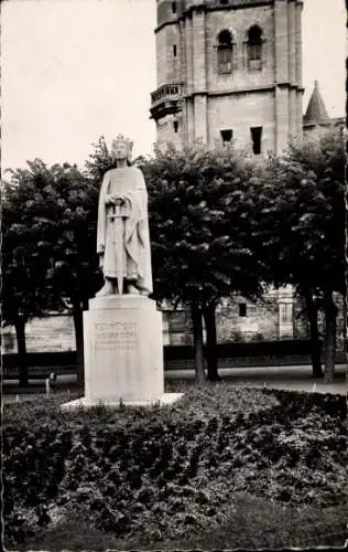 Ak Poissy Yvelines, Statue de Saint Louis