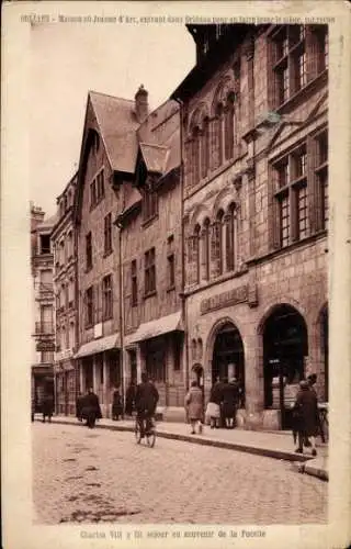 Ak Orléans Loiret, Maison ou Jeanne d'Arc, entrant dans Orleans pur en faire lever le siege