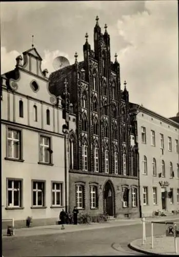 Ak Hansestadt Greifswald, Platz der Freundschaft