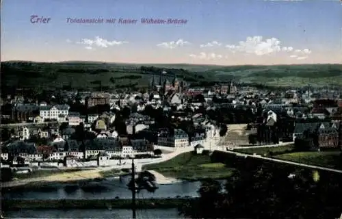 Ak Trier in Rheinland Pfalz, Totalansicht mit Kaiser Wilhelm-Brücke