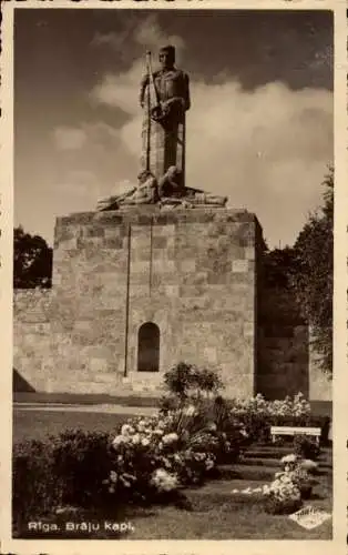 Ak Riga Lettland, Brüderfriedhof