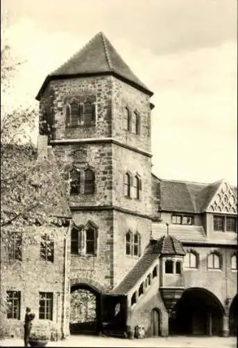 Set von 8 Fotos im Umschlag " Türme, Burgen und Brunnen in Halle"