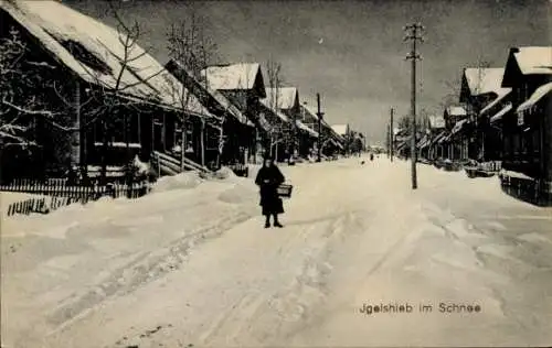 Ak Igelshieb Neuhaus am Rennweg Thüringen, Straßenpartie im Winter