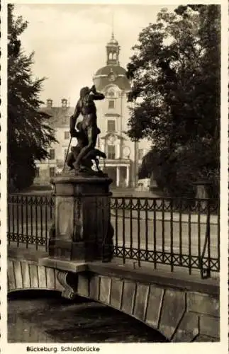 Ak Bückeburg im Kreis Schaumburg, Schlossbrücke