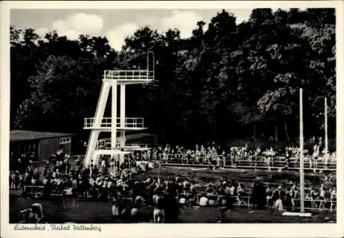 Ak Lüdenscheid im Märkischen Kreis, Freibad Nattenberg, Sprungturm