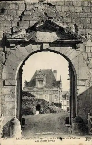 Ak Saint Aignan sur Cher Loir et Cher, Le Porche du Chateau