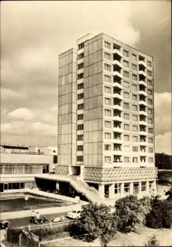 Ak Bad Salzungen in Thüringen, Hochhaus am Leninplatz