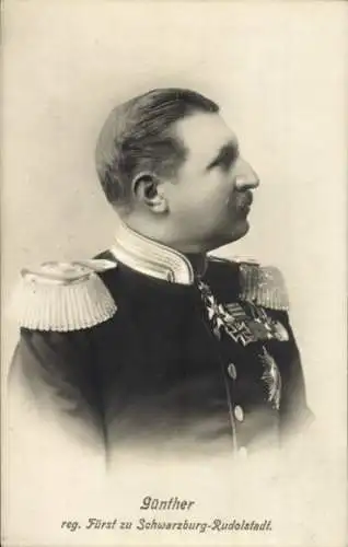 Ak reg. Fürst Günther zu Schwarzburg-Rudolstadt, Portrait in Uniform, Orden, Profilansicht