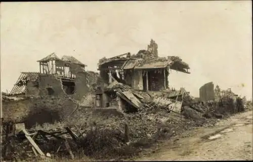 Foto Ak Westlicher Kriegsschauplatz, Flandern, Kriegszerstörungen, I WK