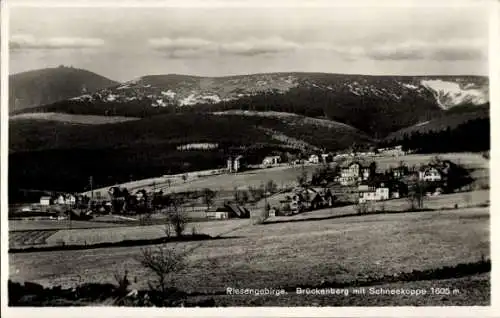 Ak Karpacz Górny Brückenberg Krummhübel Riesengebirge Schlesien, Panorama mit Schneekoppe