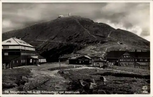 Ak Karpacz Krummhübel Riesengebirge Schlesien, Schlesierhaus, Schneekoppe, Riesenbaude