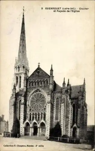 Ak Guenrouet Loire-Atlantique, Clocher et Facade de l'Eglise