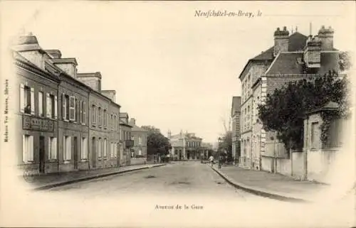 Ak Neufchâtel en Bray Seine Maritime, Avenue de la Gare