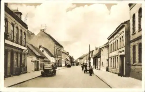 Ak Lübben im Spreewald, Straßenpartie, HO