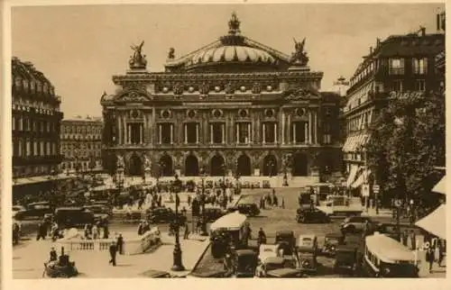 Album mit 12 abreißbaren Ansichtskarte  Paris , Opera Garnier, La Madeleine etc.