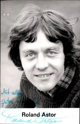 AK Schauspielerin Asumang, Astor, Portrait, Autogramm