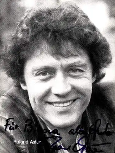 AK Schauspielerin Asumang, Astor, Portrait, Autogramm