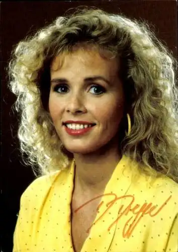 Ak Moderatorin Dorothee Dregger, Portrait, Autogramm