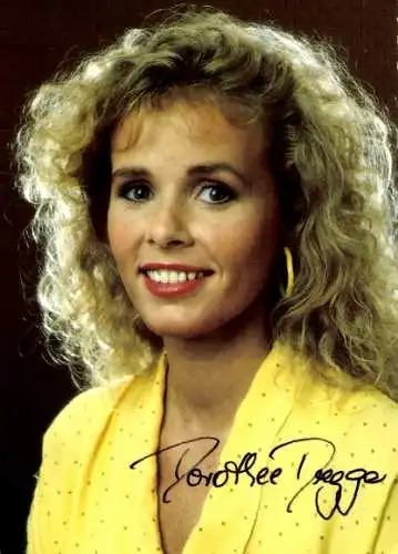 Ak Moderatorin Dorothee Dregger, Portrait, Autogramm