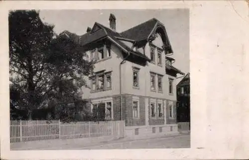 Foto Ak Dresden, Villa, Straße, Zaun