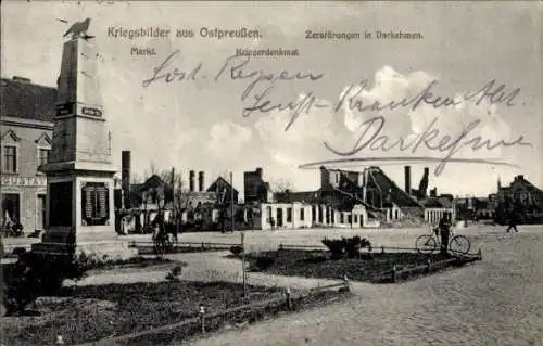 Ak Osjorsk Darkehmen Ostpreußen, Markt, Kriegerdenkmal, Kriegszerstörungen I. WK