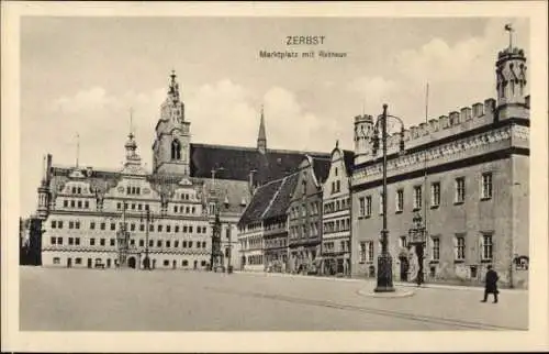 Ak Zerbst in Anhalt, Marktplatz, Rathaus